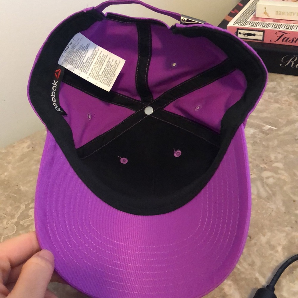 Reebok Cap - Picture 7 of 7